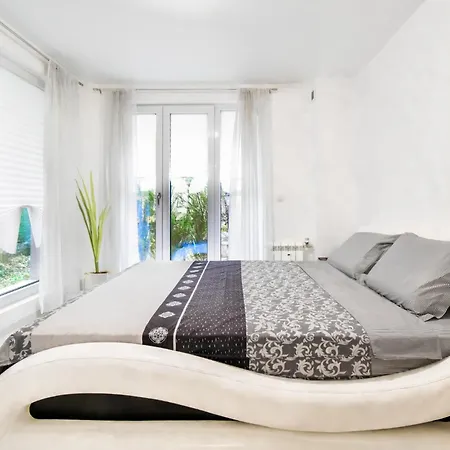 1bdr Prime Location Ndk Area Sofia